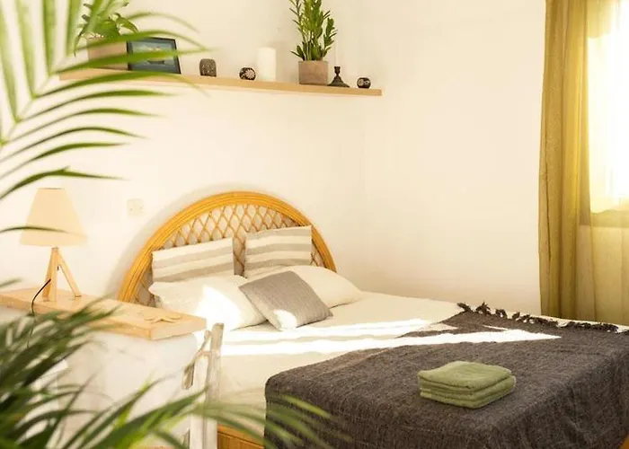 Anatoli Apartman Ambelász